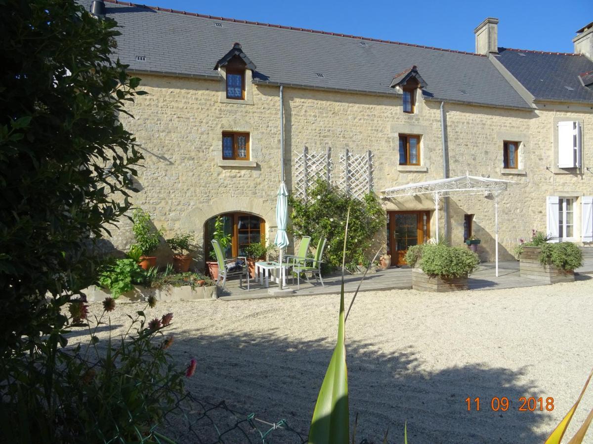 La Ferme Aux Chats Formigny Exterior foto