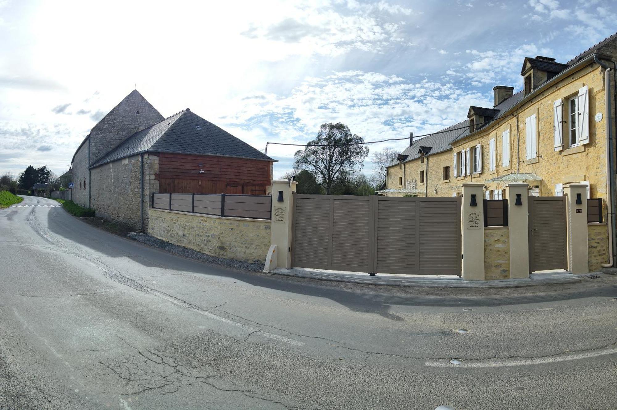 La Ferme Aux Chats Formigny Exterior foto